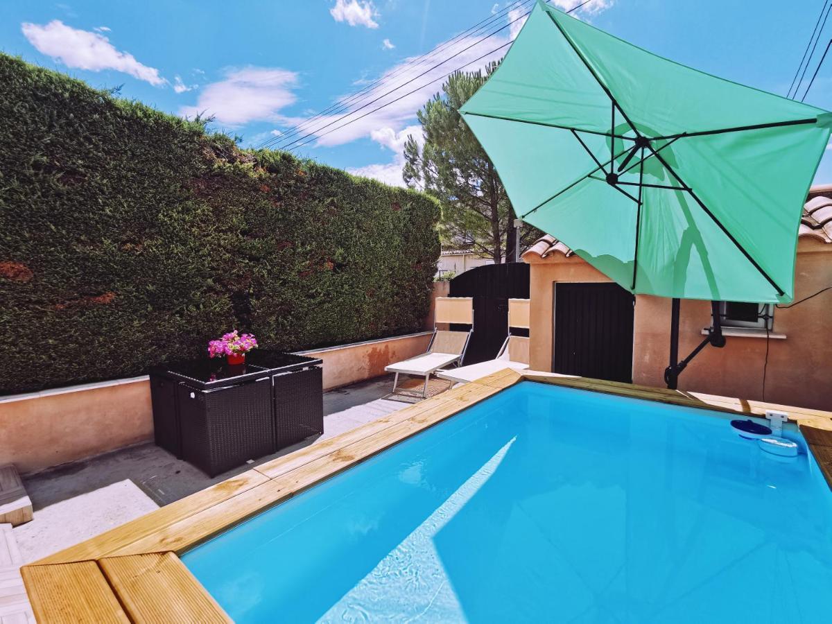 Studio Privatif Climatise , Terrasse Et Piscine Pernes-les-Fontaines Kültér fotó